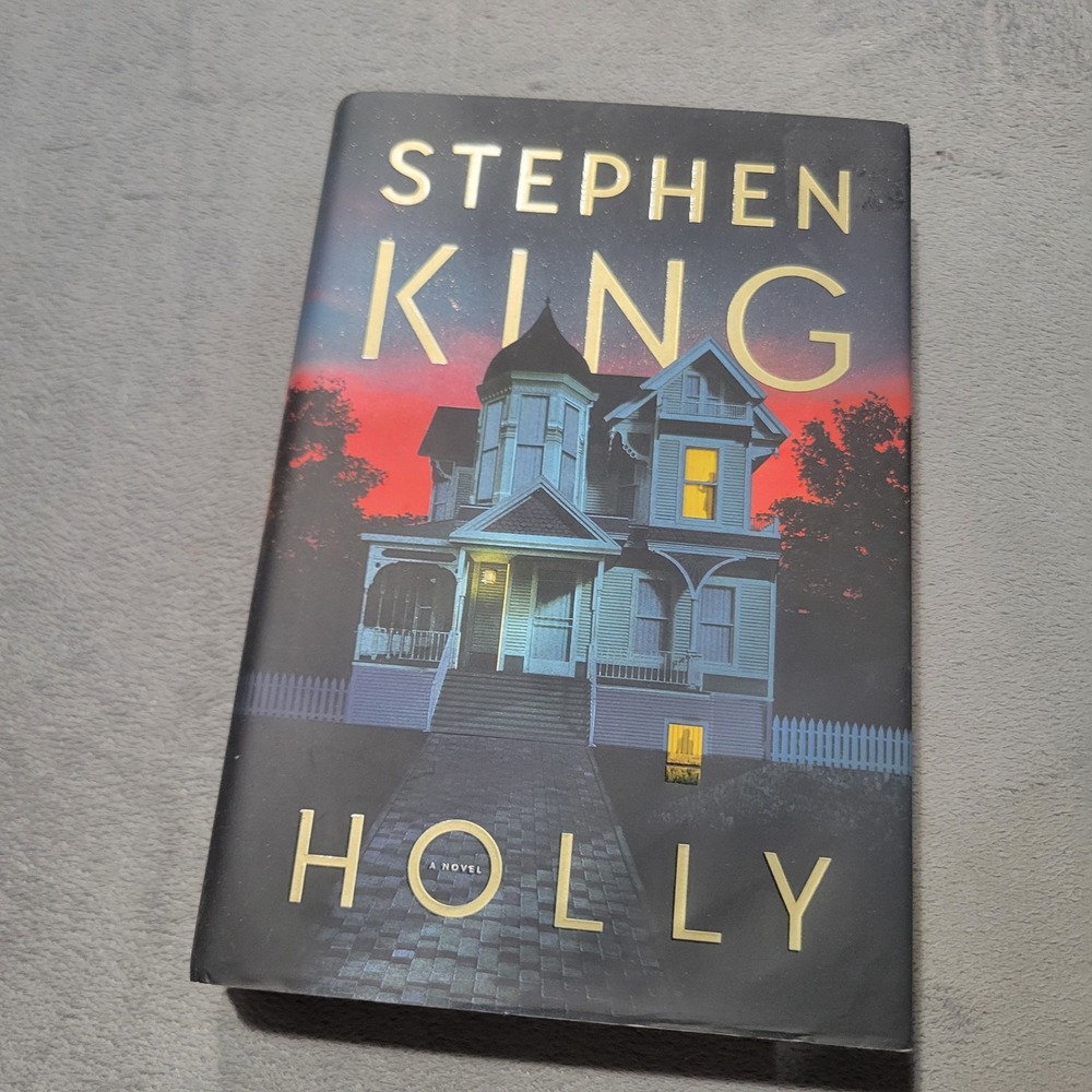 Stephen King Book Unisex OS Black Holly Hardcover First Edition Horror Mystery